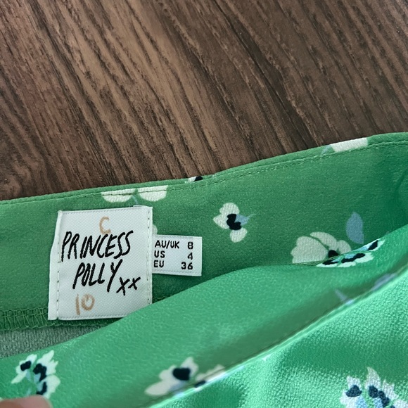 Princess Polly floral green mini skirt - Picture 2 of 4